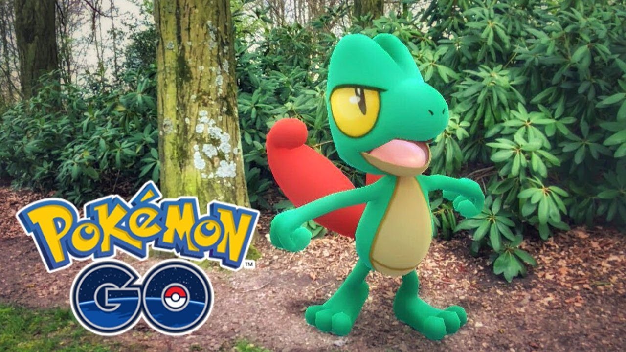 CATCHING *SHINY TREECKO* IN POKÉMON GO! DAY w/ Shiny