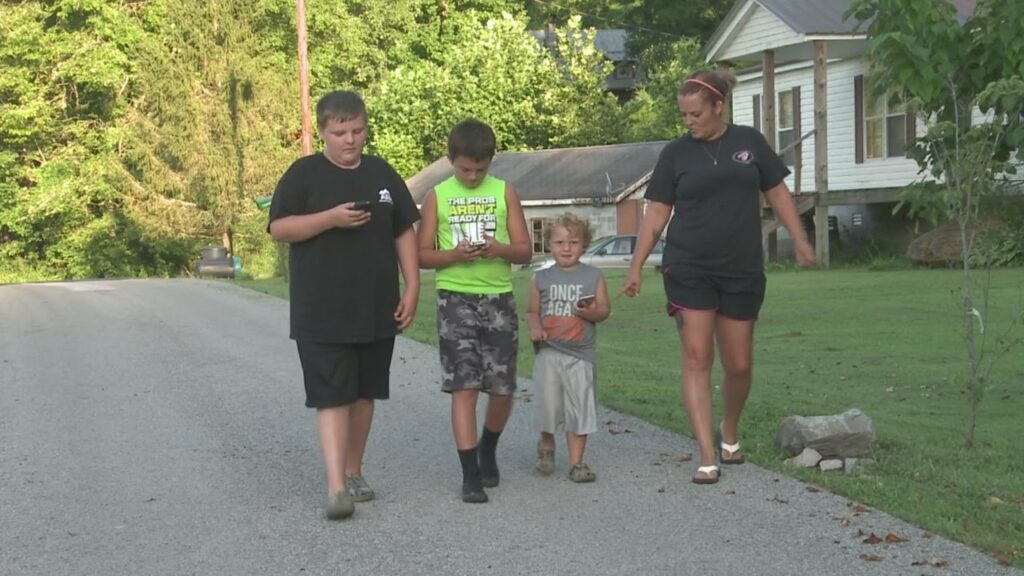 Harlan County family rescues injured dog while playing Pokemon Go