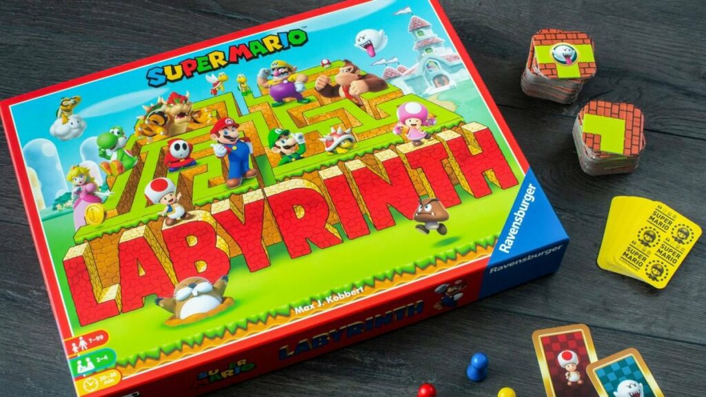 Super Mario Labyrinth challenges you to save the plumber for once