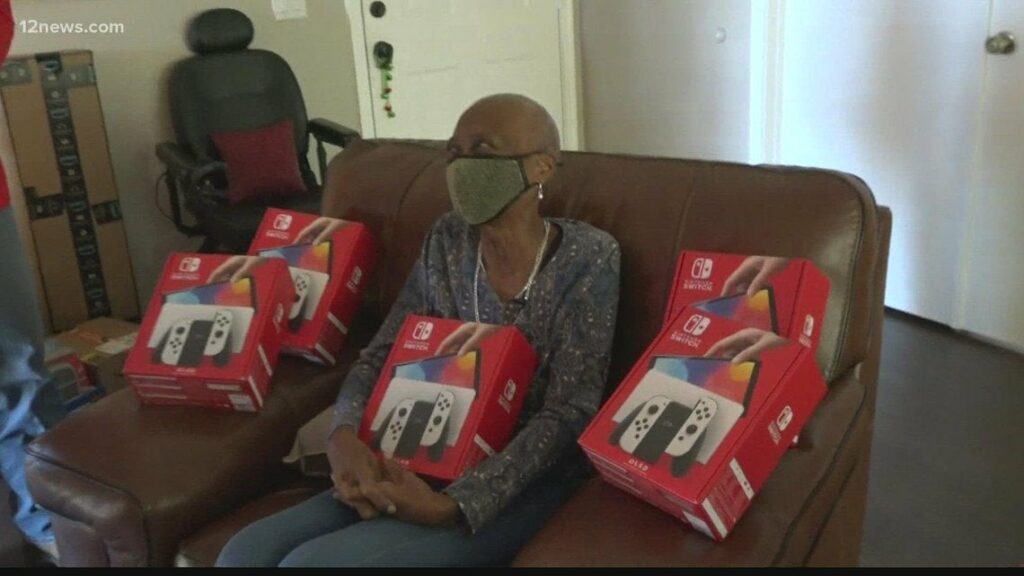 Arizona grandmother tried to return Nintendo Switches mistakenly delivered to her. Now Target is gifting them back as thanks - 12news.com