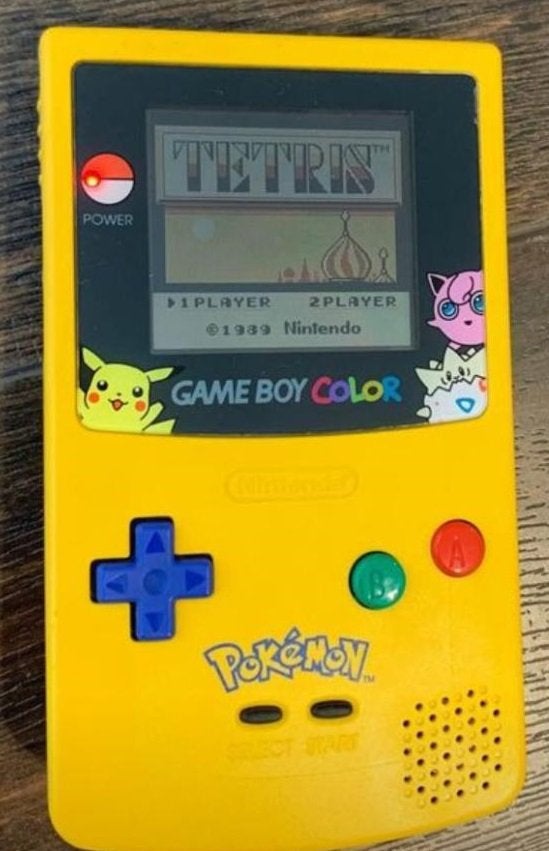 Is this Gameboy Color Pokemon Edition real or fake?