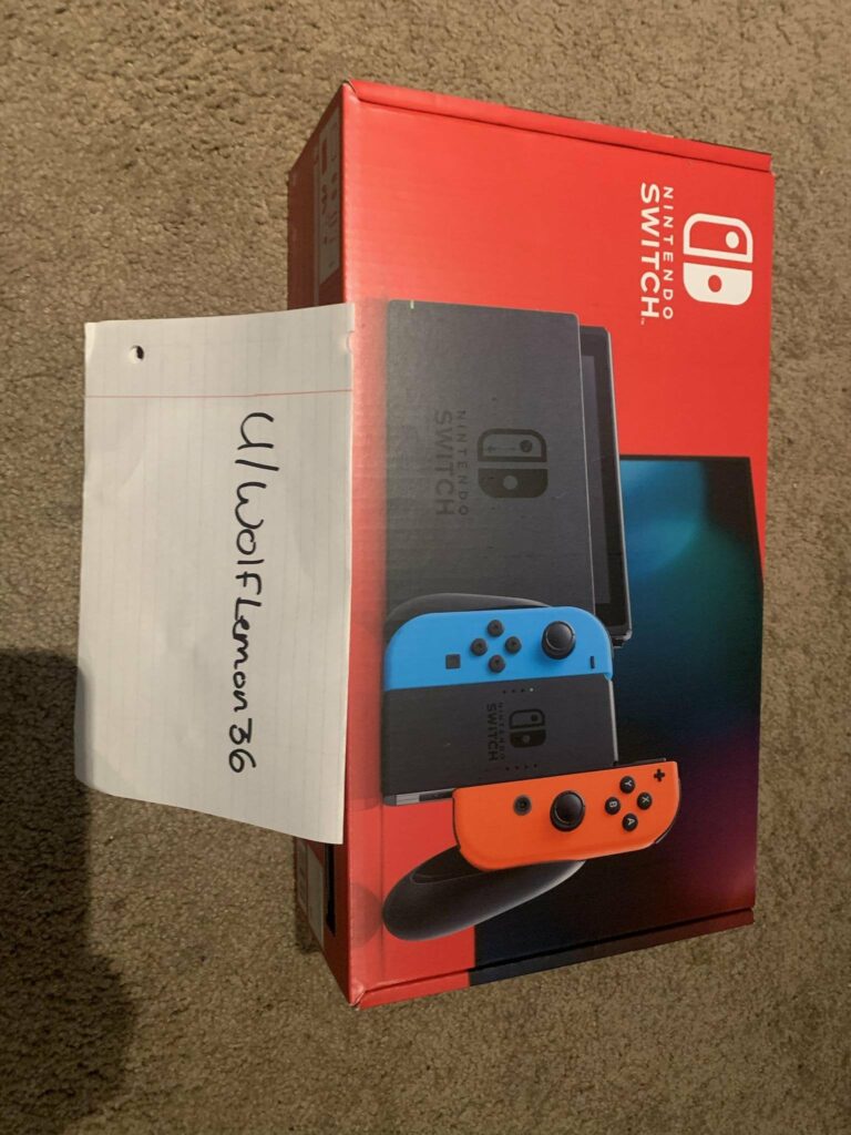 Free giveaway! Nintendo Switch and 2 Games - international