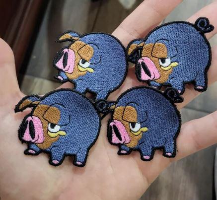 Meeting some friends today, made this patches as gifts!excited for catching lechonky boy!