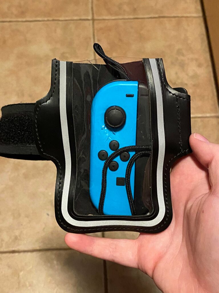 In honor of the new soccer update on Nintendo switch sports, I made a DIY leg strap out of an old unused exercise arm phone band!