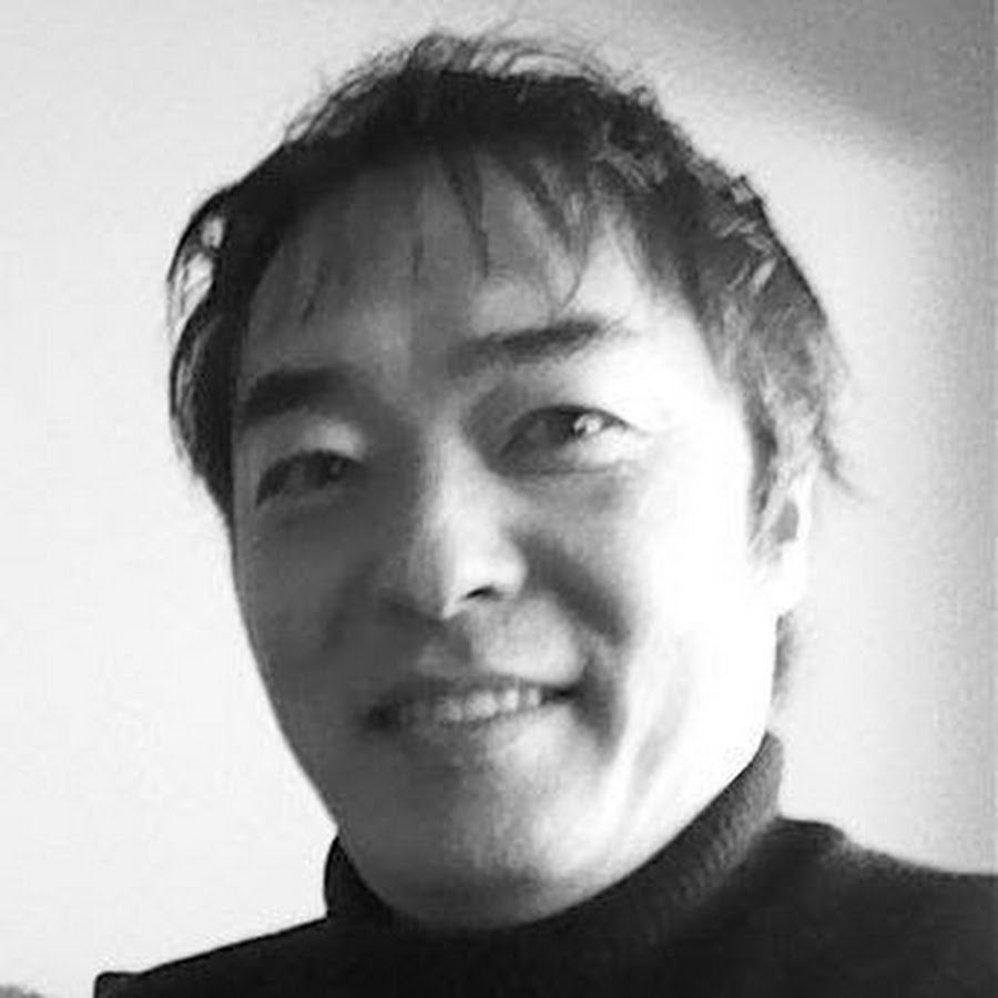 TIL The composer of Pokemon Colosseum/XD (Tsukasa Tawada) has his own YT channel where he occassionally posts videos of him playing piano (including his own Pokemon compositions)