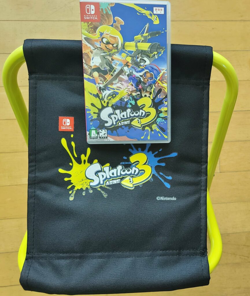 One of the pre-order bonuses for Splatoon 3 in S. Korea is a camping chair!