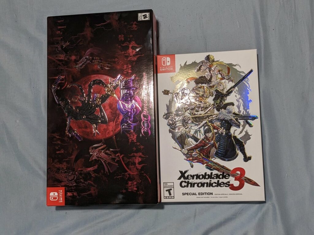 gf and I just received our Masquerade edition and here is a size comparison of it with the Xenoblade 3 SE as well as unboxing pics