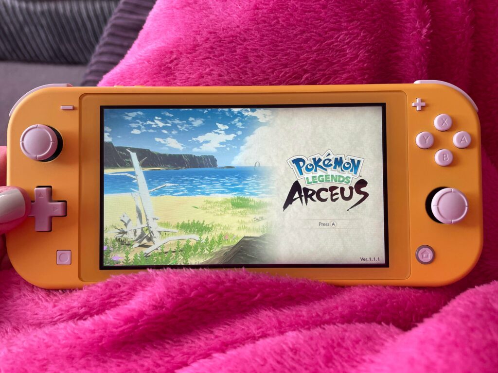 This console is my newest love in life 💛