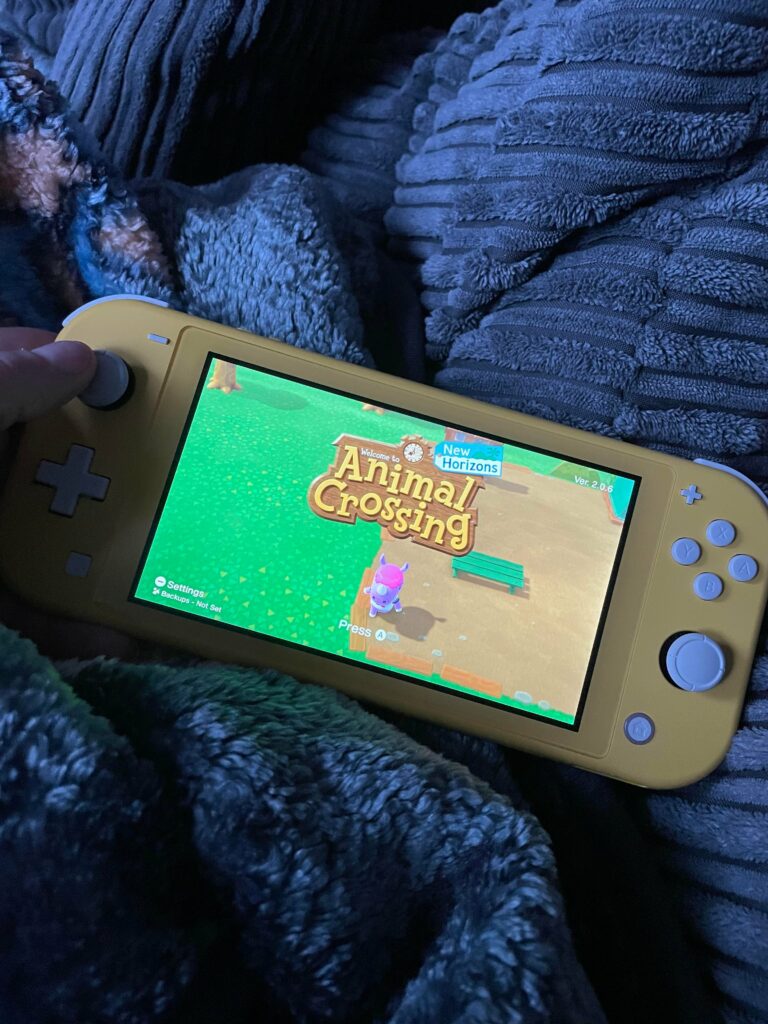 Animal Crossing Life - First time player any advice on the game would be much appreciated 💛