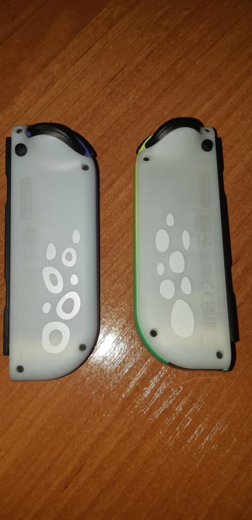 Using isopropyl alcohol to clean joycons