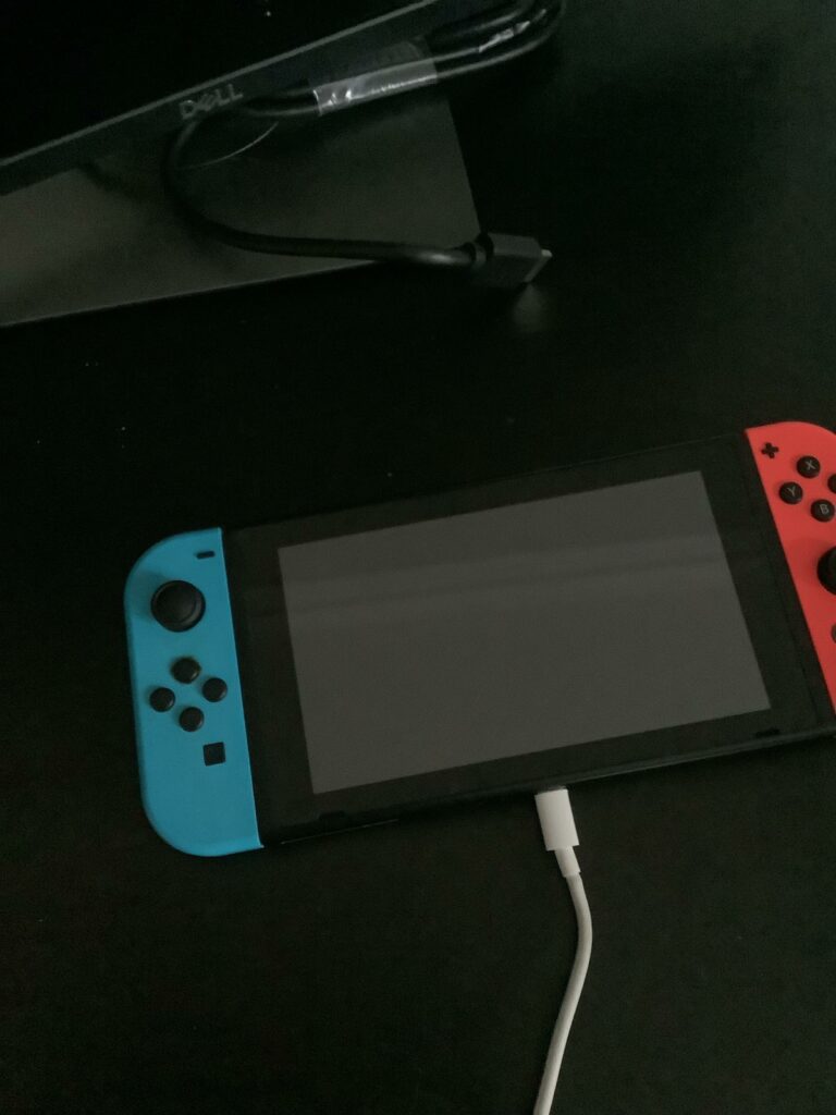 Yo can Somone help me my switch won’t turn on even though I put it on charge for 8 hours. I tried holding the power button to shut it down but it still didn’t work