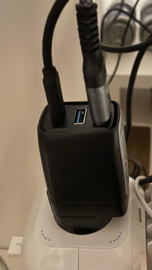 Genki Covert Dock for Nintendo Switch