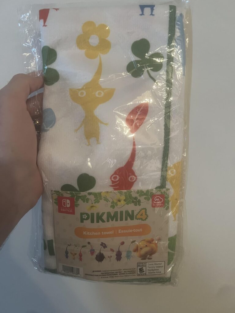 MyNintendo Pikmin 4 Kitchen Towel! Never before has a towel excited me as much as this.