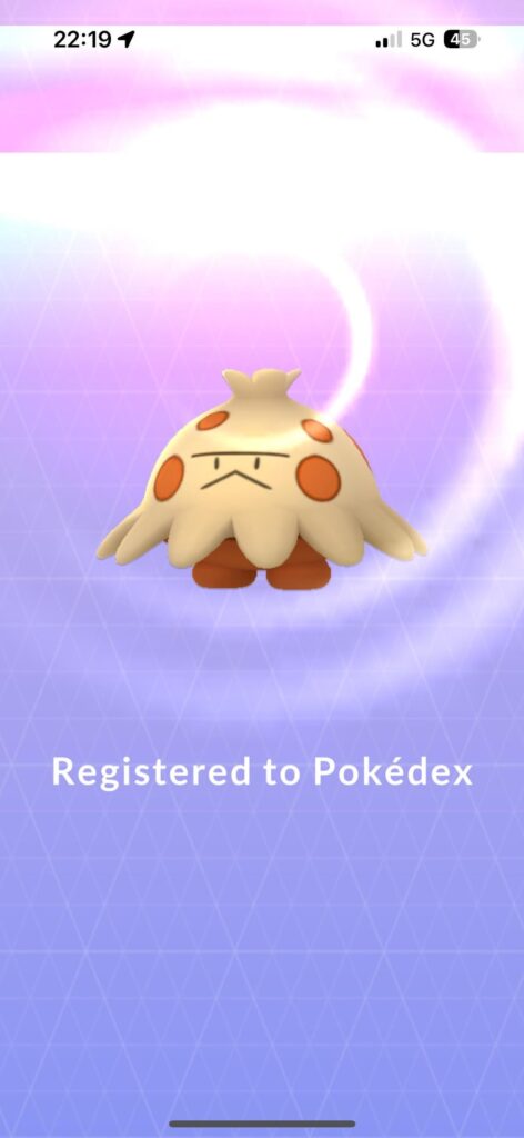 I made a new account to kick myself out of gyms and got 2 shiny dex entry’s in 1 day