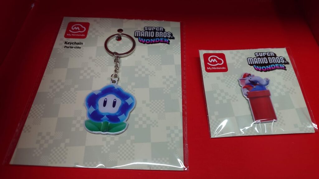 Super Mario Bros. Wonder European myNintendo rewards: keychain + pin