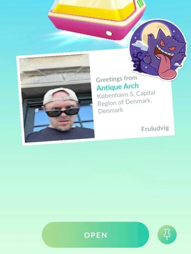 Anyone else experiencing this bug? Whenever I open a gift from any friend it for some reason always shows this specific one and then crashes my game. There's no way all of my friends have been to this same pokestop as I add people who live all across the world