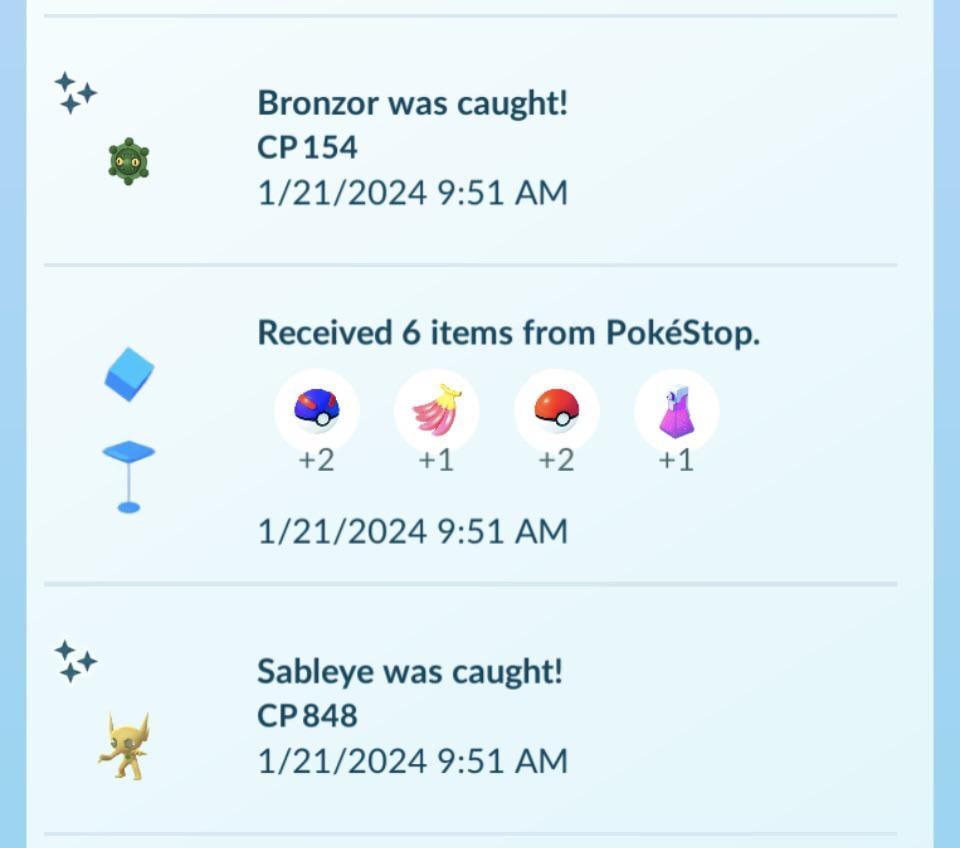 Pretty cool back to back shinys, and I got a shiny Solosis less than 30 mins before