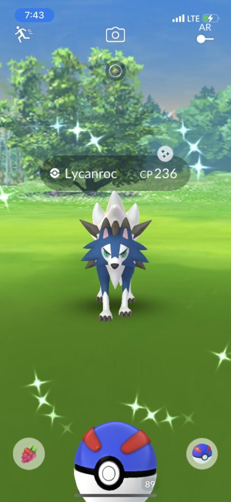 Shiny Dusk Lycanroc in the wild 😜