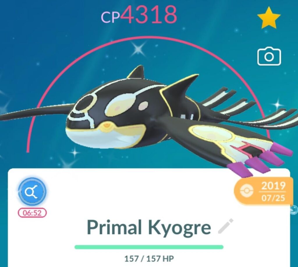 Shiny Primal Kyogre looks like it has painted finger nails.