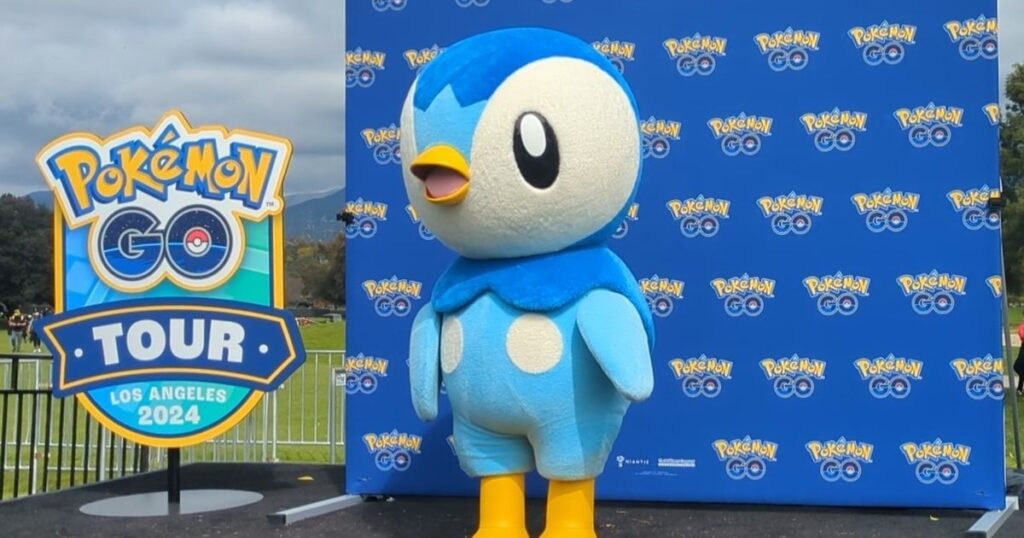 Pokemon Go fans catch 'em all at the Pasadena Rose Bowl