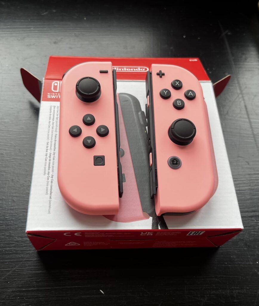 The new pink joy-cons!