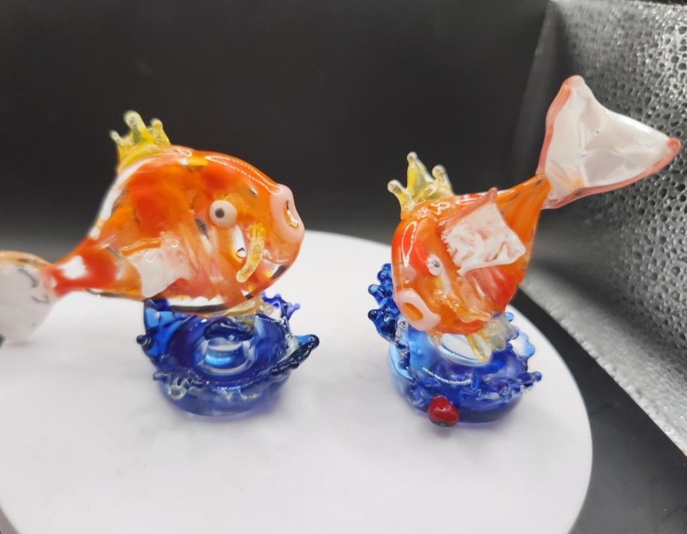 OC magikarp is honestly a cool looking fish, even without its evolution. I love making action poses of them. Hand made glass sculptures.