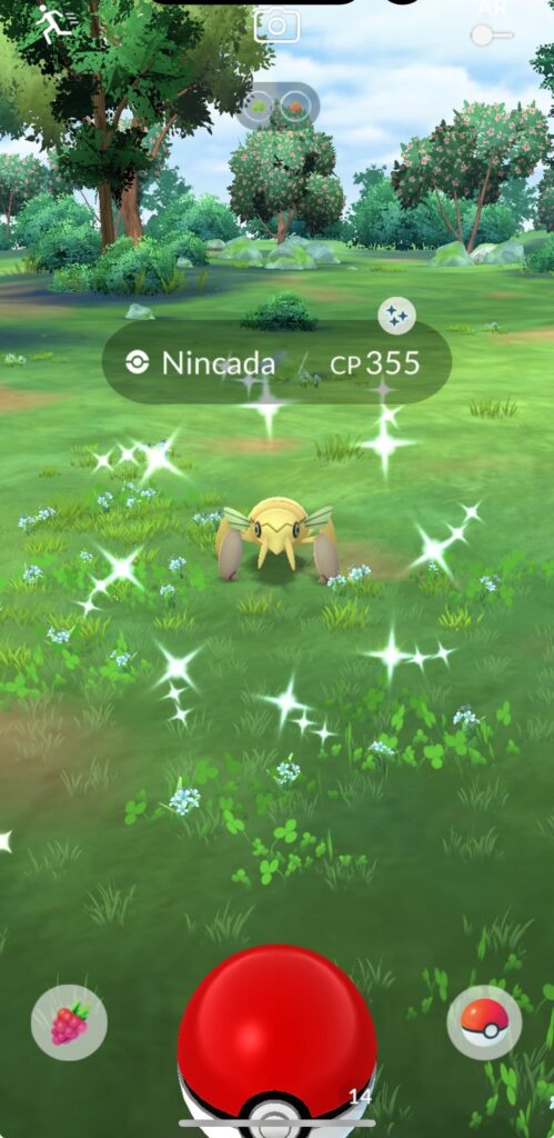 Caught a shiny and got my first lucky 👍