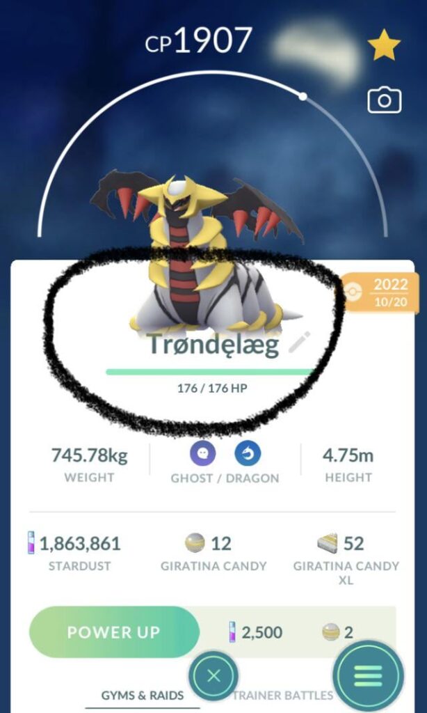 Just noticed Giratina was like this, anyone know why?