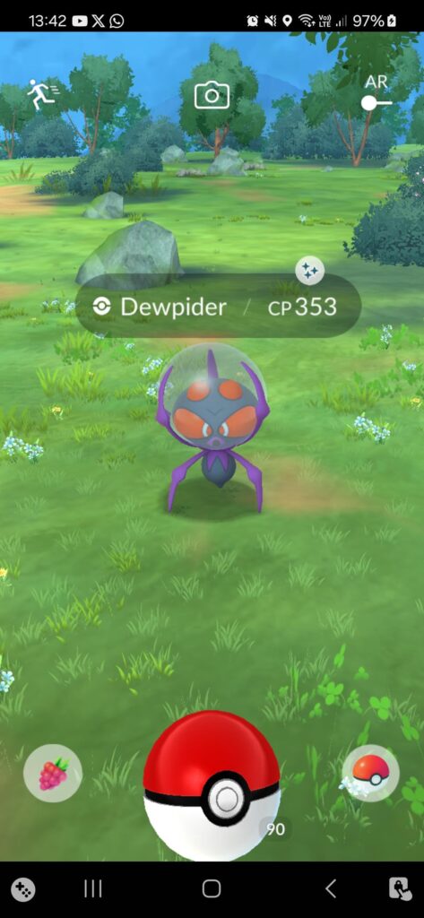 Oh my god??? I never knew Shiny Dewpider was this pretty??? Holy hell