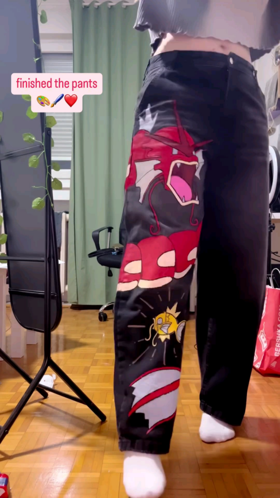 Painted Shiny Gyarados pants 🫶❤️