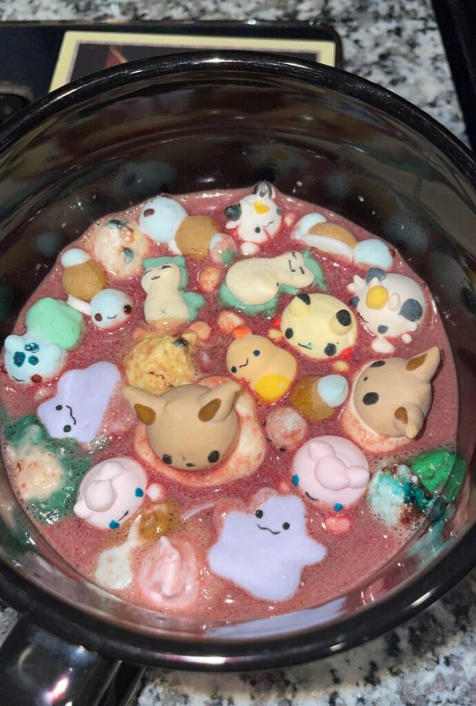 Please look at my Pokémon hot chocolate right now 😛