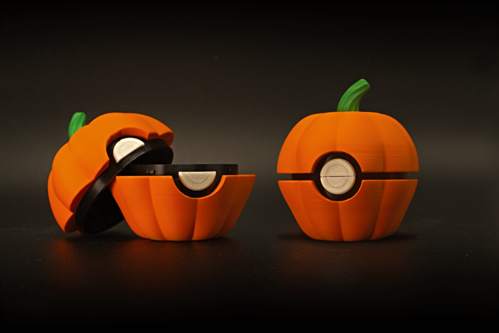 [OC] I designed a Halloween themed pumpkin Pokéball