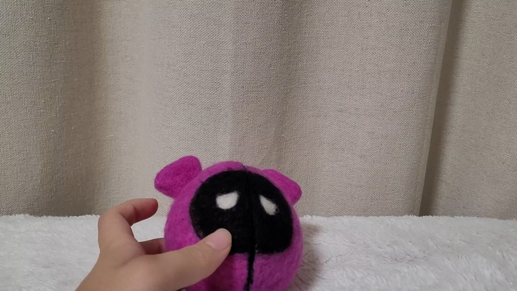 [OC] No one's made a open-able Pecharunt plush yet, so here's my take on it