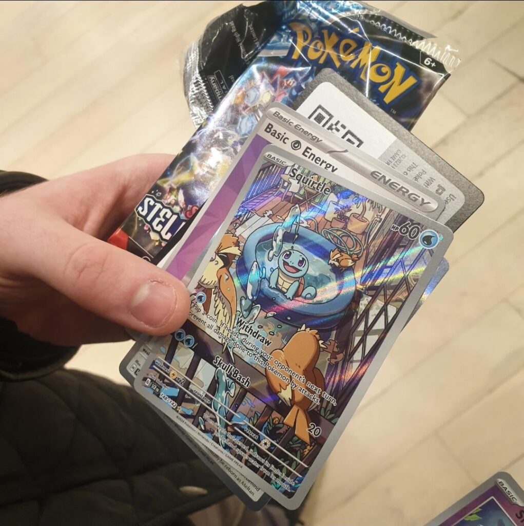 so my friend who hasnt opened a pokemon pack in 15 years pulled this miracle in the middle of a tesco