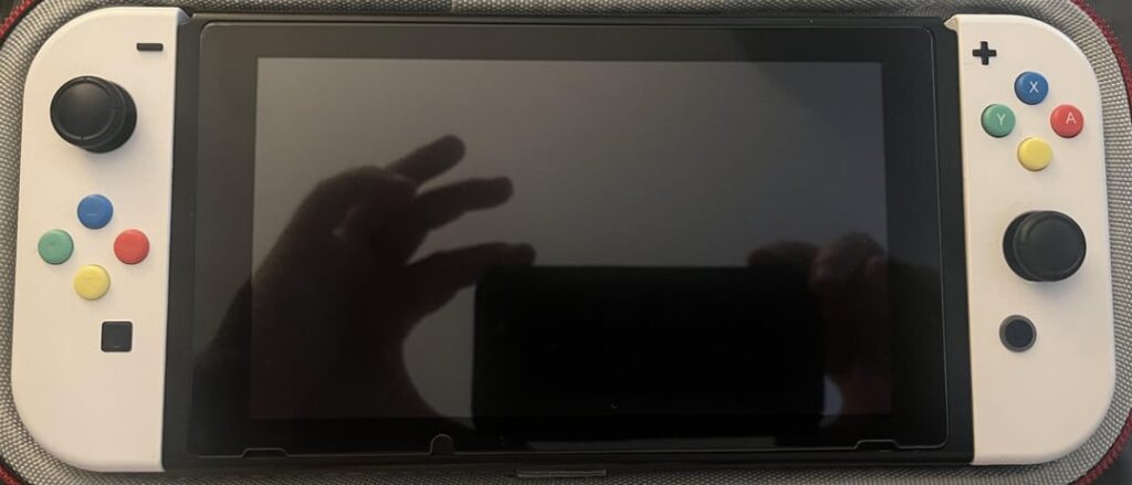 Replaced the joycon shells and backplate