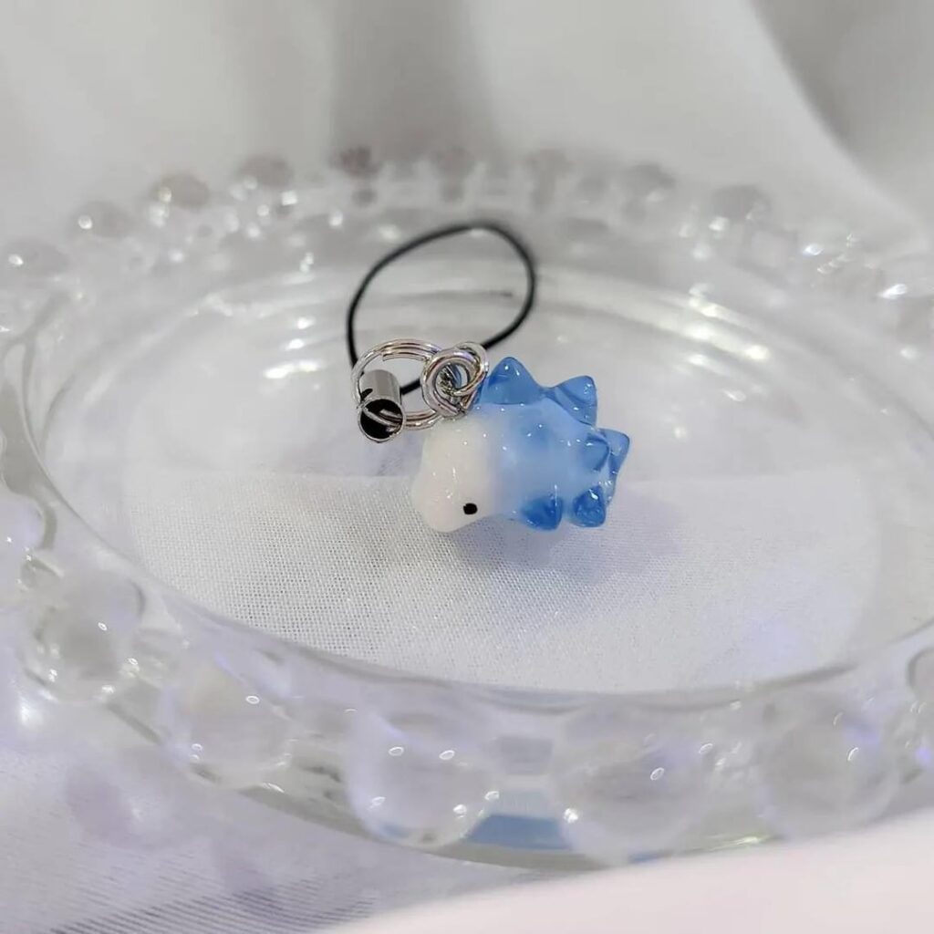 Been working on some 3d printed Charms! these two are my favourites!