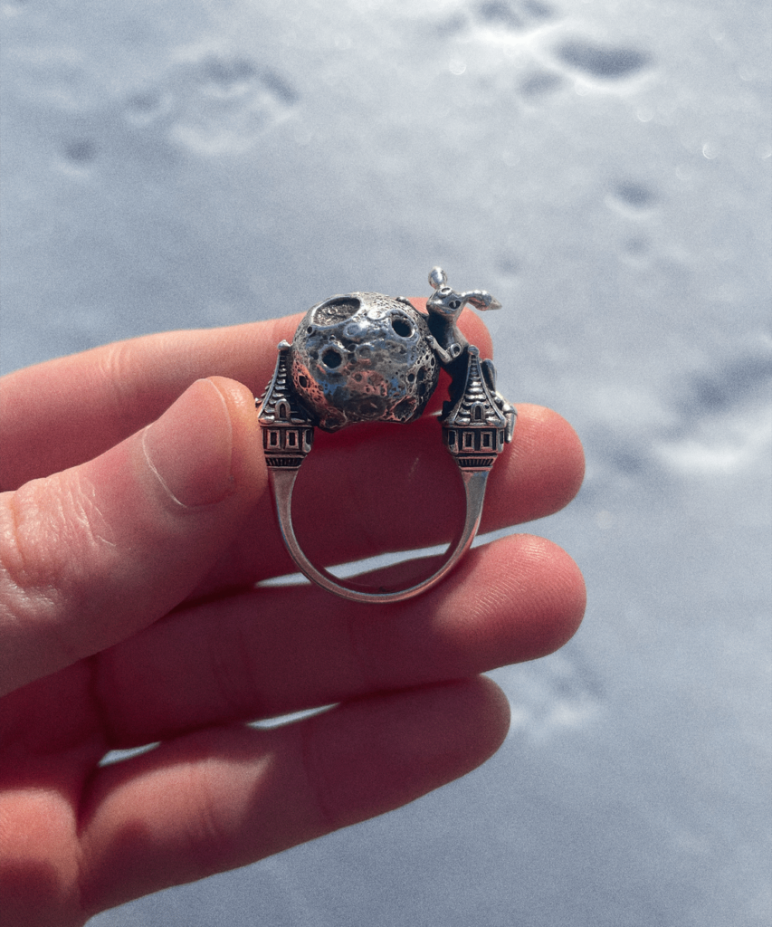 I made an Umbreon VMAX Silver Ring!