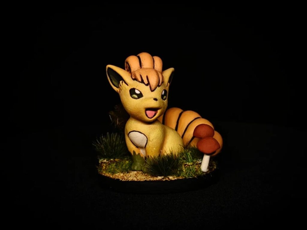 Just painted a Shiny Vulpix miniature ✨