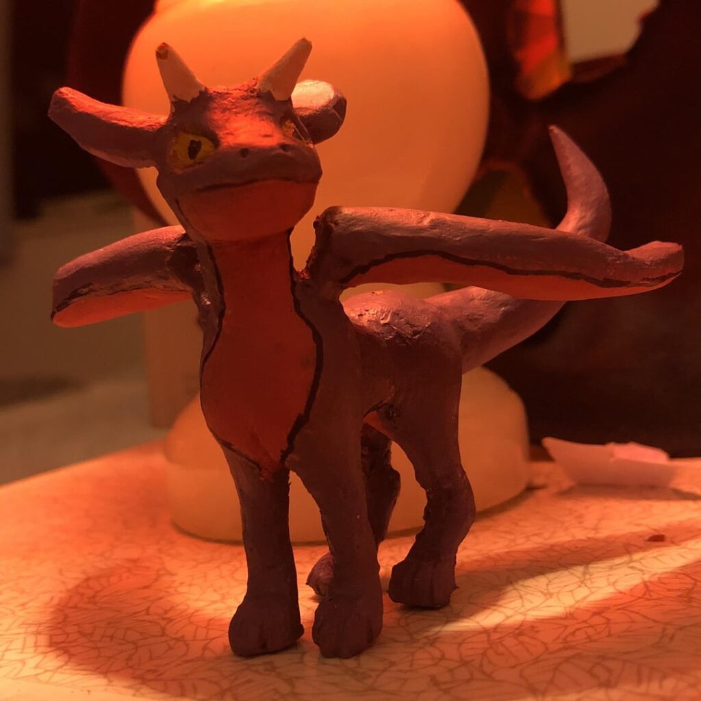 Drakeon by firelight 🔥 the dragon eevelution 😈 clay model (original content)