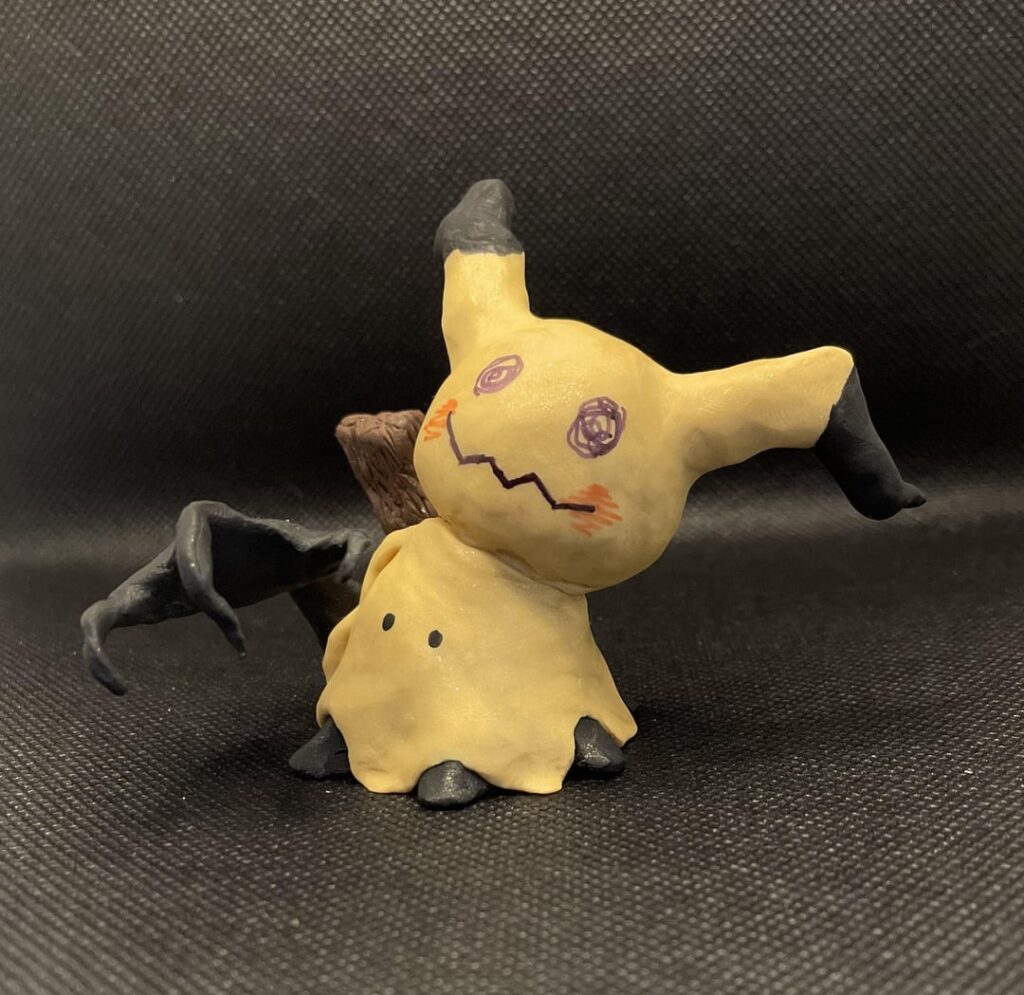 I made Mimikyu out of polymer clay!
