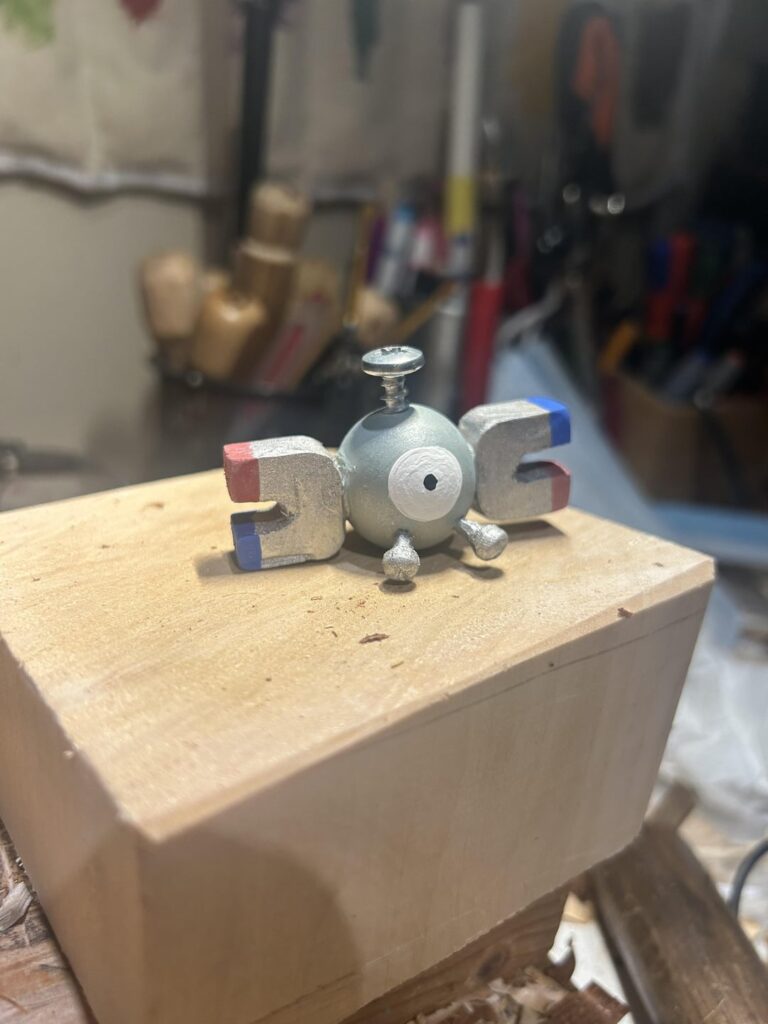 I carved magnemite outta wood!