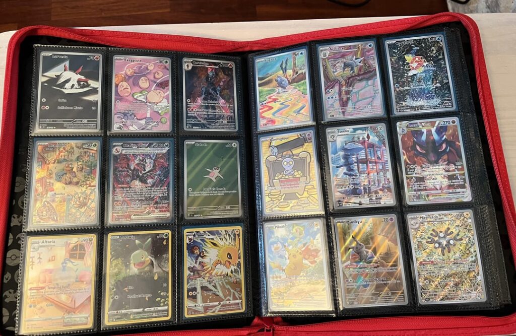 Felt like showing my collection here since nobody around me is into Pokemon