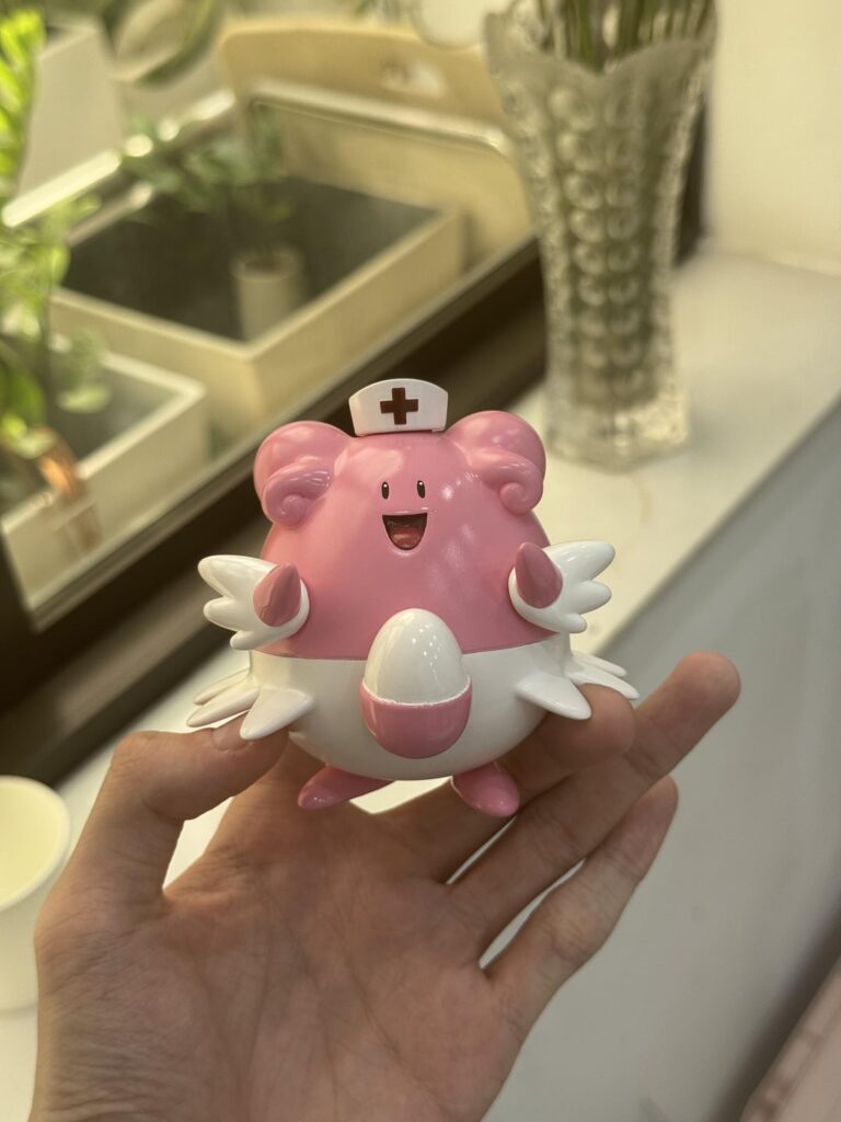 [OC] She’s gonna be my personal nurse from now !!