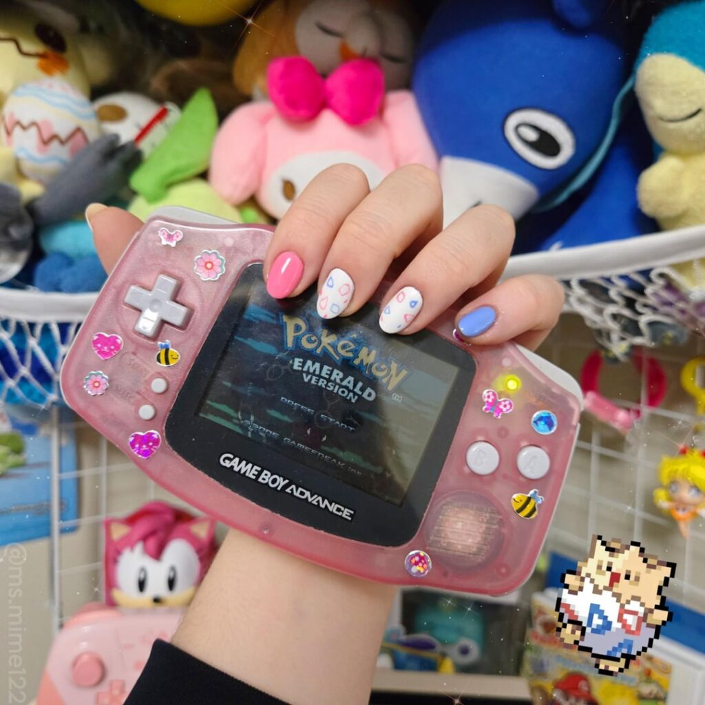 Togepi nails! 🥚 🎀