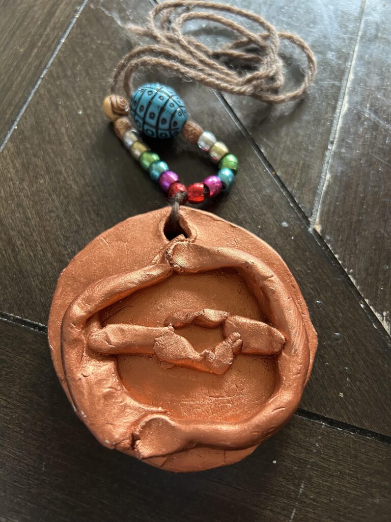 My awesome kiddo made this for me in art class😀