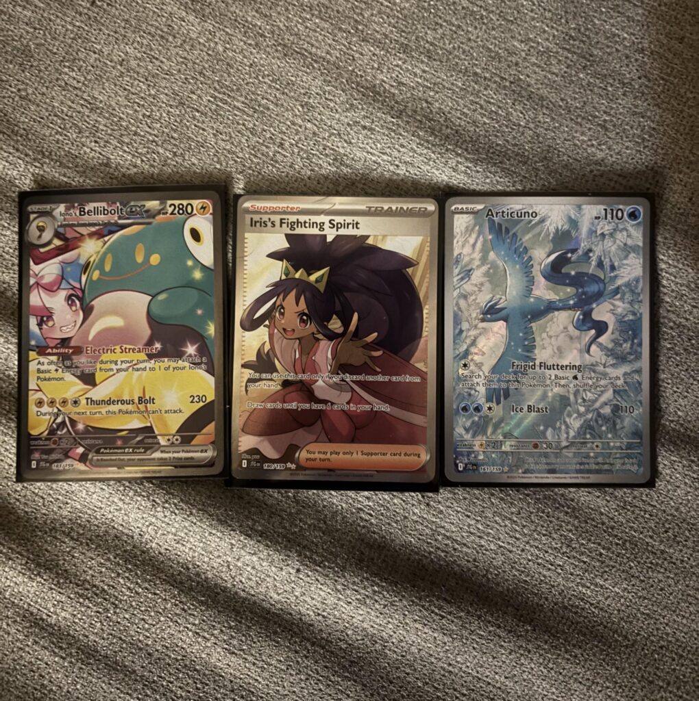 Pulled from 1 ETB. All I really wanted was the Articuno and I got it!