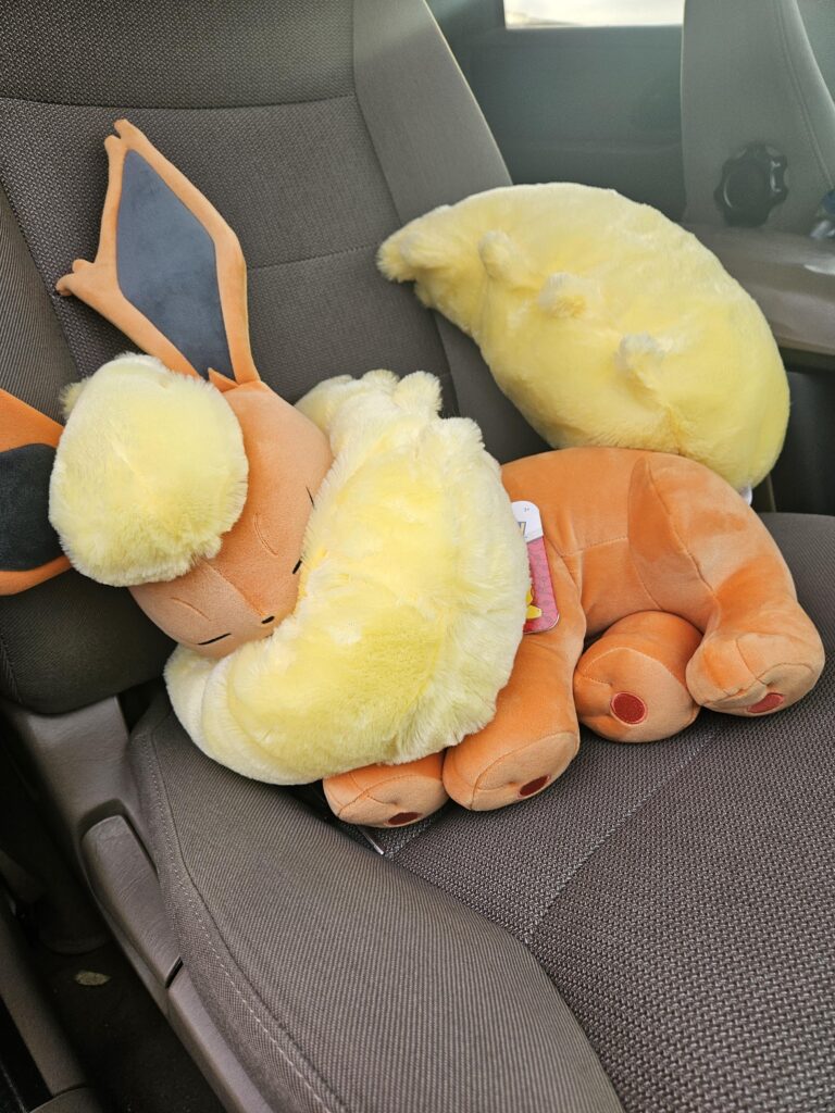 Scored this wild Flareon at my local Walmart!!!