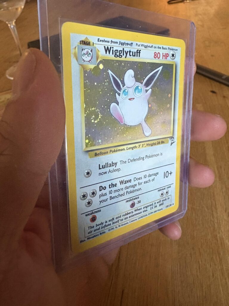 Wigglytuff with a swirl