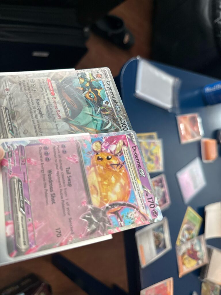 Ex’s from the same set but why are they different one has texture the other a star holo pattern?