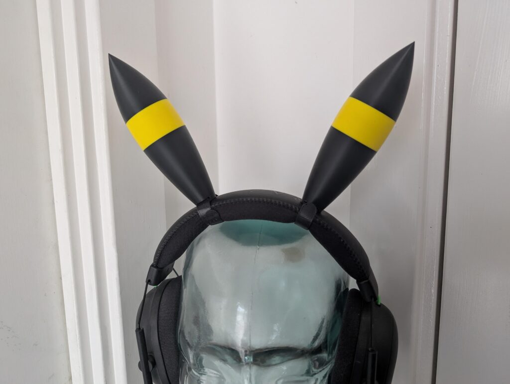 I made some Umbreon headphones ears!
